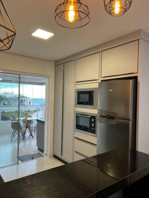 Apartamento Vista Mar com Varanda Gourmet Pertinho do Beto Carrero